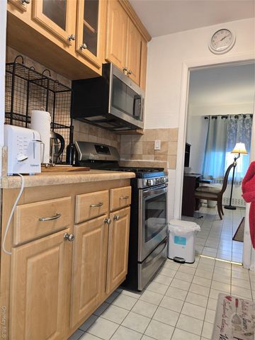 1841 Central Park Avenue 7L, Yonkers, NY 10710