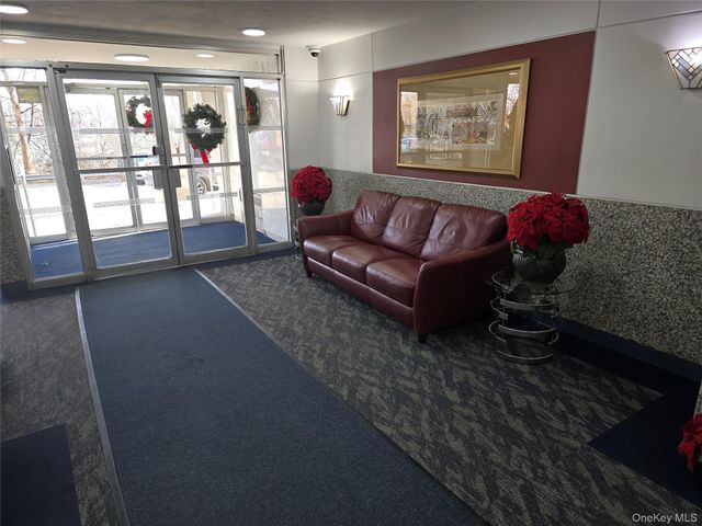 1841 Central Park Avenue 7L, Yonkers, NY 10710