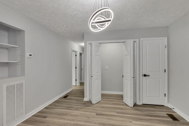 1907 Russell Dr, Murfreesboro, TN 37130