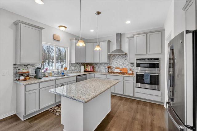 126 Parker Lane, Brandon Twp, MI 48462