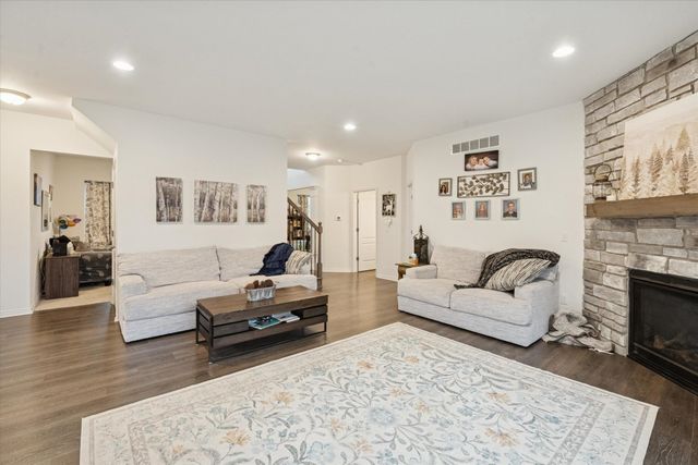 126 Parker Lane, Brandon Twp, MI 48462