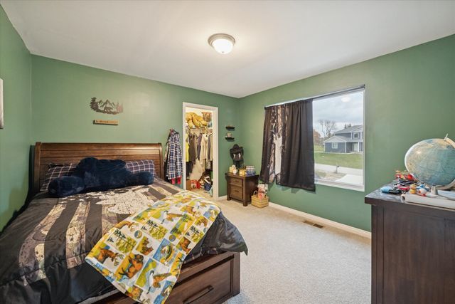 126 Parker Lane, Brandon Twp, MI 48462
