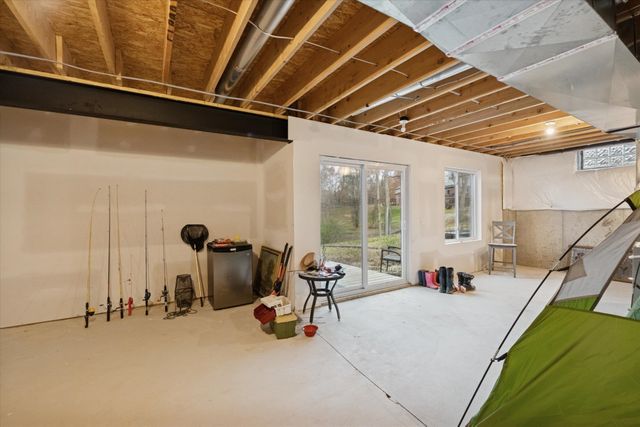 126 Parker Lane, Brandon Twp, MI 48462