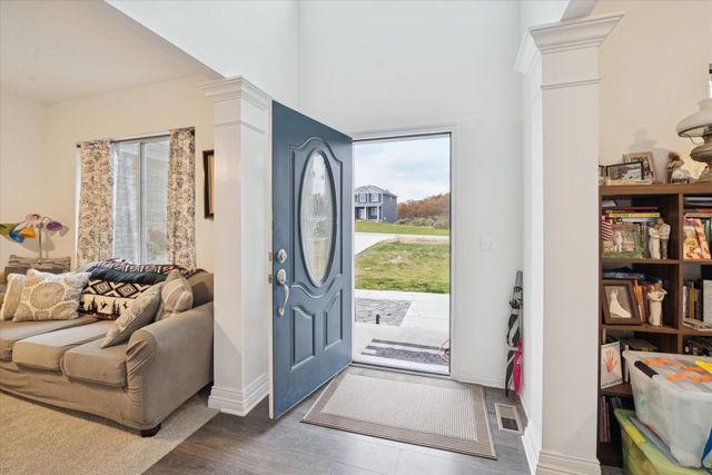126 Parker Lane, Brandon Twp, MI 48462