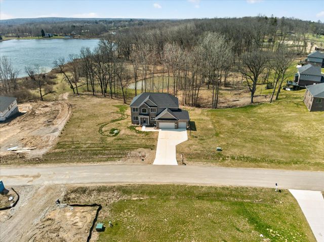 126 Parker Lane, Brandon Twp, MI 48462