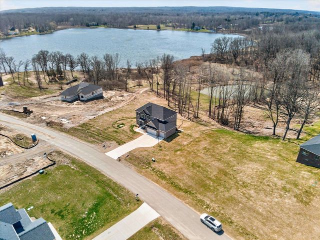 126 Parker Lane, Brandon Twp, MI 48462