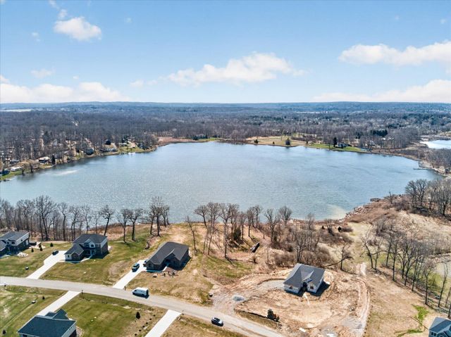 126 Parker Lane, Brandon Twp, MI 48462