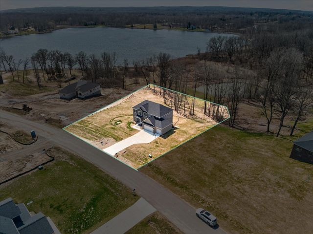 126 Parker Lane, Brandon Twp, MI 48462