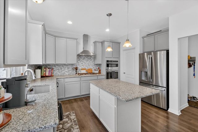 126 Parker Lane, Brandon Twp, MI 48462