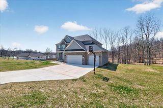 126 Parker Lane, Brandon Twp, MI 48462