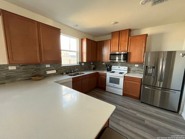 4684 Via Sonoma, Converse, TX 78109