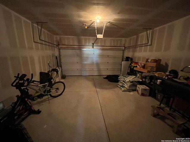 4684 Via Sonoma, Converse, TX 78109