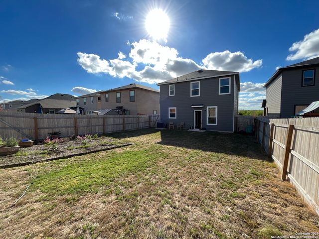 4684 Via Sonoma, Converse, TX 78109