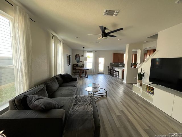 4684 Via Sonoma, Converse, TX 78109