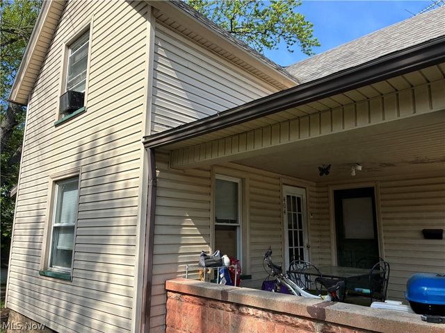 404 Pike Avenue SW, Massillon, OH 44647