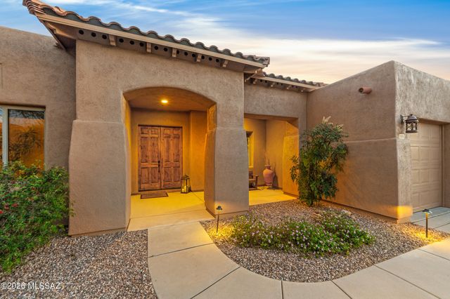 1233 W Portico Drive, Oro Valley, AZ 85755