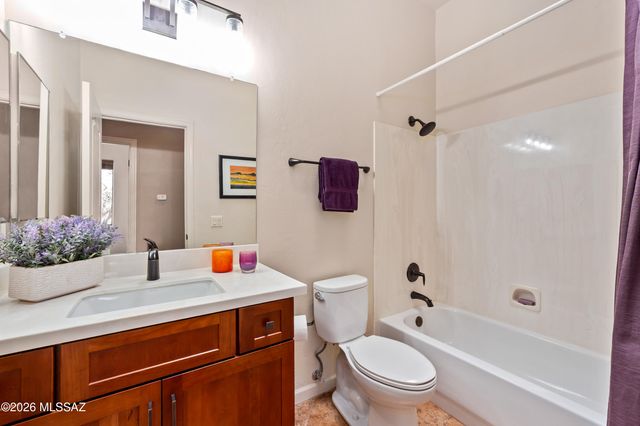 1233 W Portico Drive, Oro Valley, AZ 85755