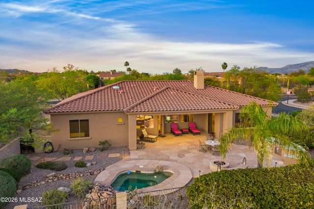 1233 W Portico Drive, Oro Valley, AZ 85755