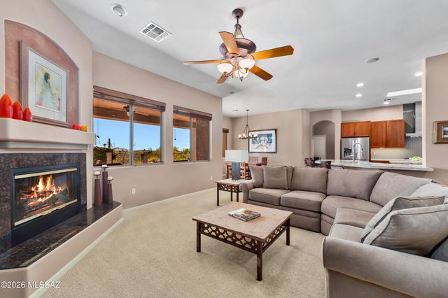 1233 W Portico Drive, Oro Valley, AZ 85755