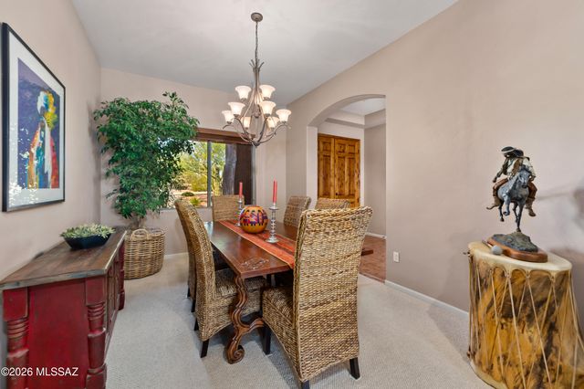 1233 W Portico Drive, Oro Valley, AZ 85755