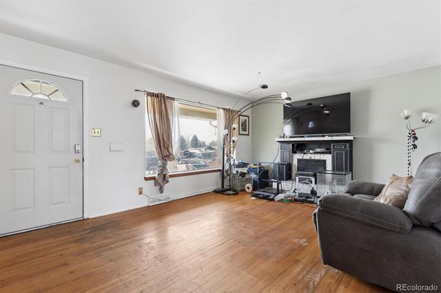 1385 S Depew Street, Lakewood, CO 80232