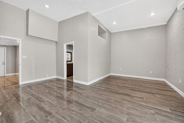 1016 W Hanna Street, Denison, TX 75020