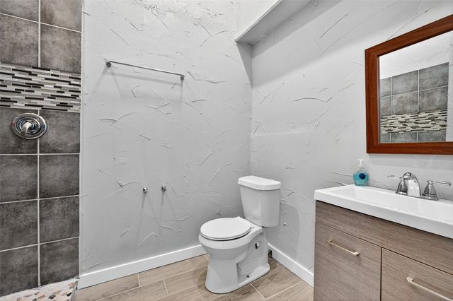 1016 W Hanna Street, Denison, TX 75020