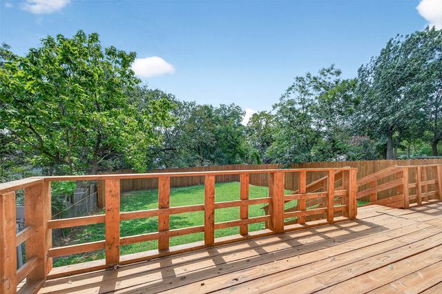 1016 W Hanna Street, Denison, TX 75020