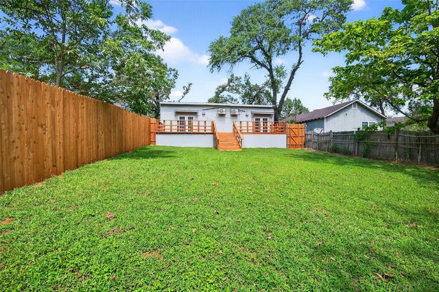 1016 W Hanna Street, Denison, TX 75020