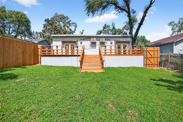 1016 W Hanna Street, Denison, TX 75020