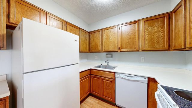3324 S Ammons Street 103, Lakewood, CO 80227