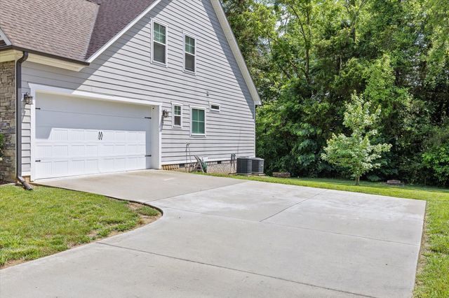 9692 Bill Reed Road, Ooltewah, TN 37363