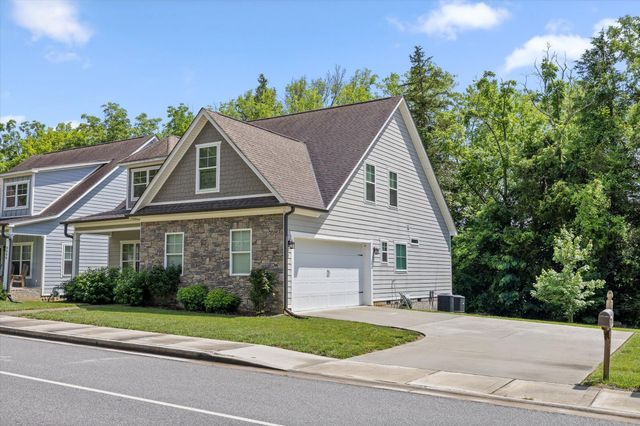 9692 Bill Reed Road, Ooltewah, TN 37363