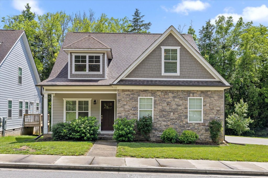 9692 Bill Reed Road, Ooltewah, TN 37363