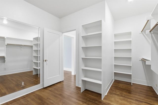 107 Sunset Drive, Cleburne, TX 76033