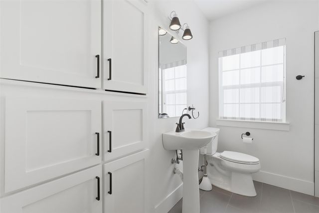 107 Sunset Drive, Cleburne, TX 76033