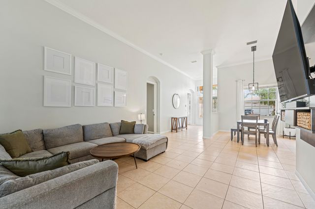 625 SW Long Key Court, Port St. Lucie, Port St Lucie, FL 34986
