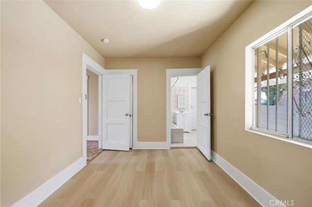 242 W 88th, Los Angeles, CA 90003