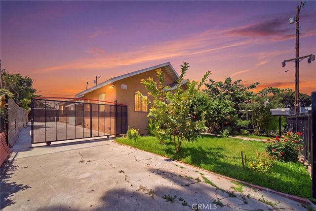 242 W 88th, Los Angeles, CA 90003