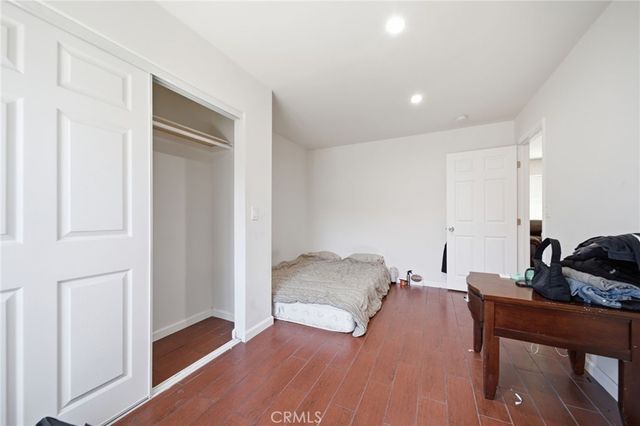 242 W 88th, Los Angeles, CA 90003