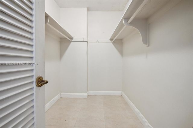3505 S Ocean Drive 420, Hollywood, FL 33019
