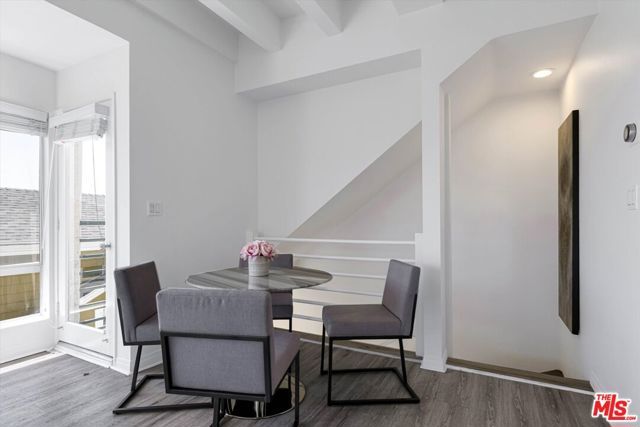 245 Hollister Avenue 1, Santa Monica, CA 90405