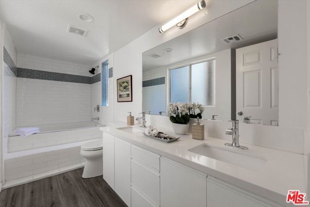 245 Hollister Avenue 1, Santa Monica, CA 90405