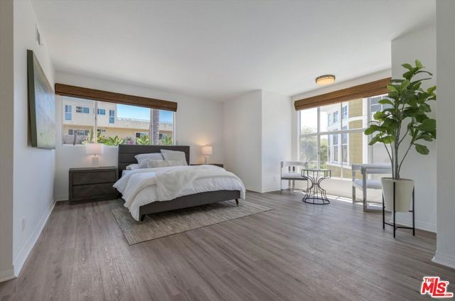 245 Hollister Avenue 1, Santa Monica, CA 90405