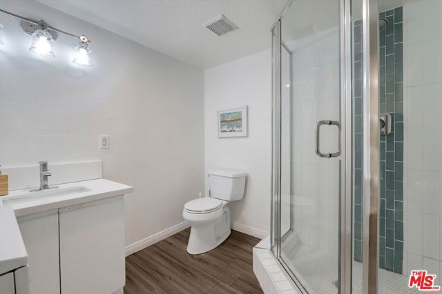 245 Hollister Avenue 1, Santa Monica, CA 90405