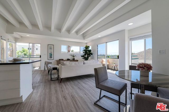 245 Hollister Avenue 1, Santa Monica, CA 90405