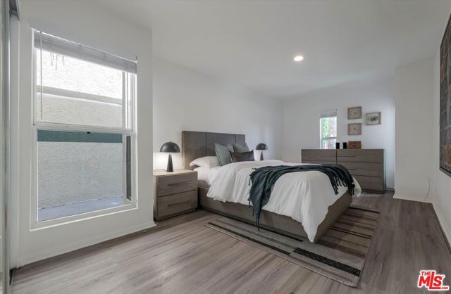 245 Hollister Avenue 1, Santa Monica, CA 90405