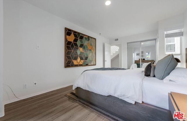 245 Hollister Avenue 1, Santa Monica, CA 90405