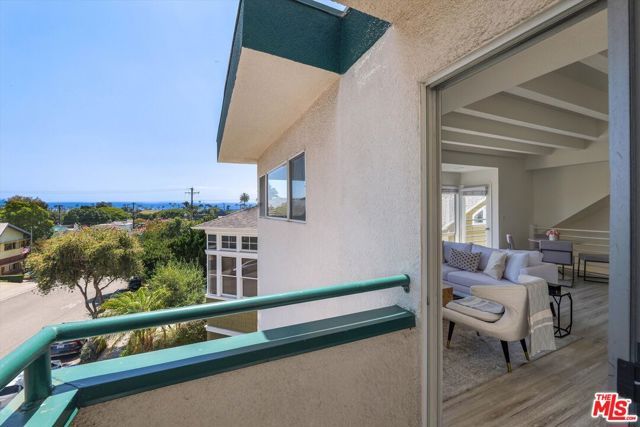 245 Hollister Avenue 1, Santa Monica, CA 90405