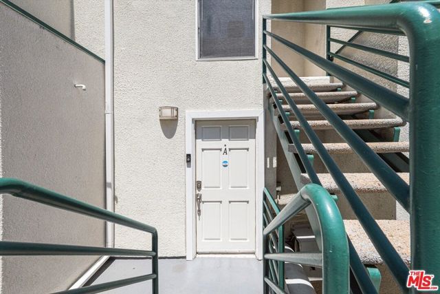 245 Hollister Avenue 1, Santa Monica, CA 90405